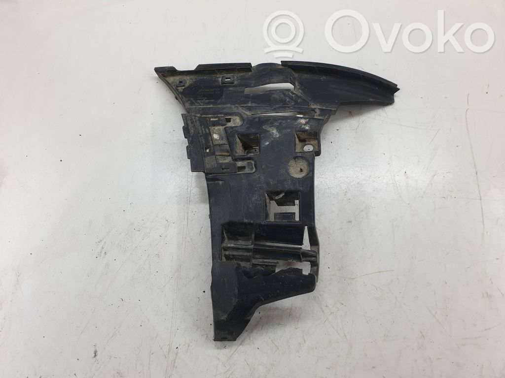 Volvo V70 Front bumper mounting bracket 