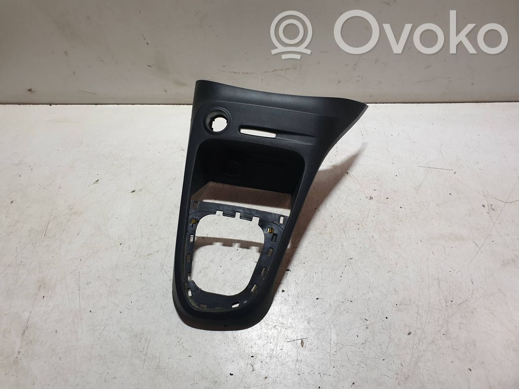 Renault Captur Verkleidung Schalthebel (Kunststoff) 