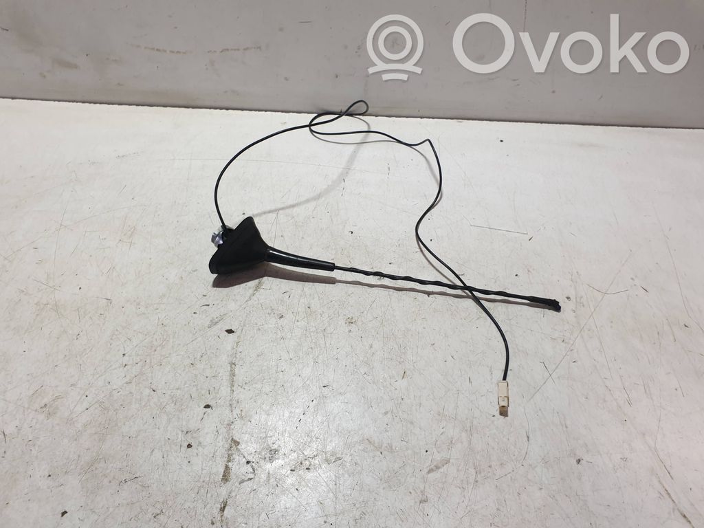 Renault Laguna III GPS-pystyantenni 