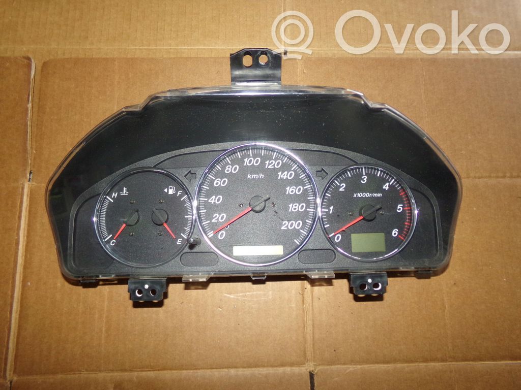 Mazda MPV II LW Spidometrs (instrumentu panelī) 