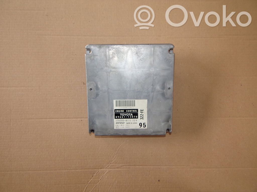 Toyota Corolla Verso E121 Engine control unit/module 