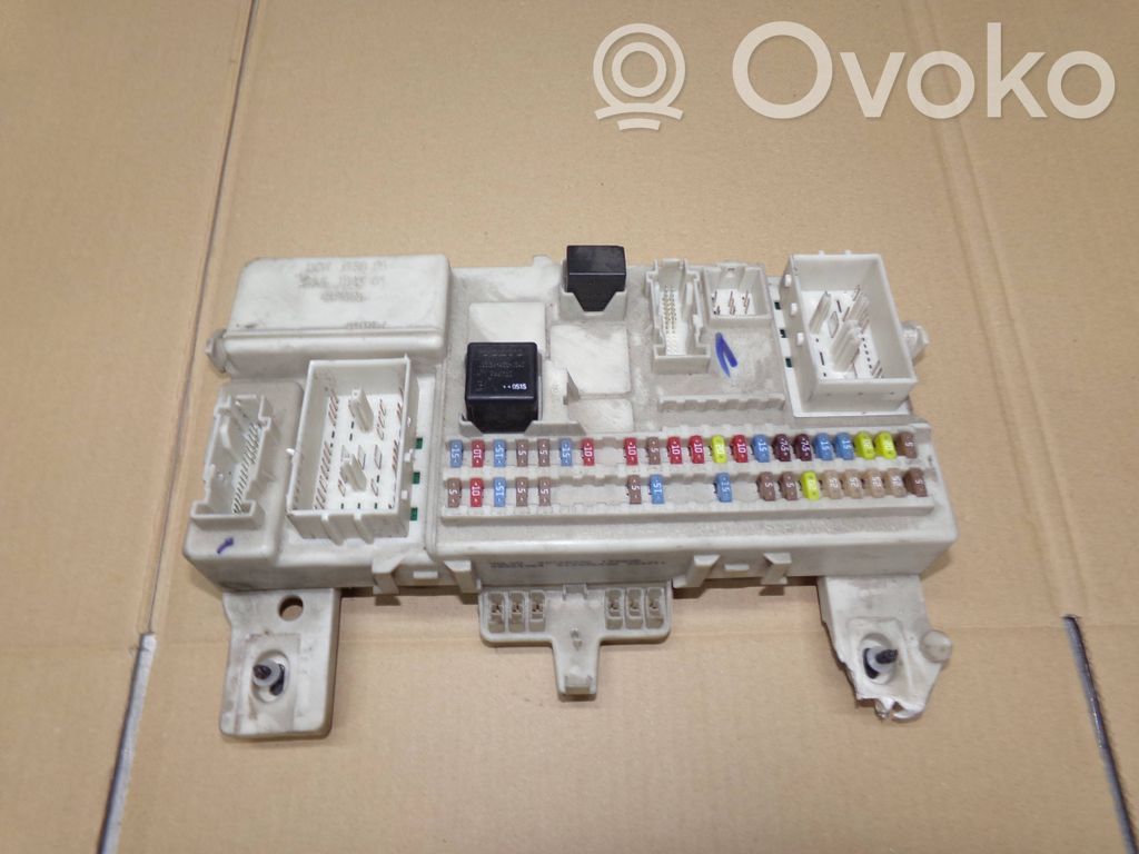 Volvo V50 Fuse module 