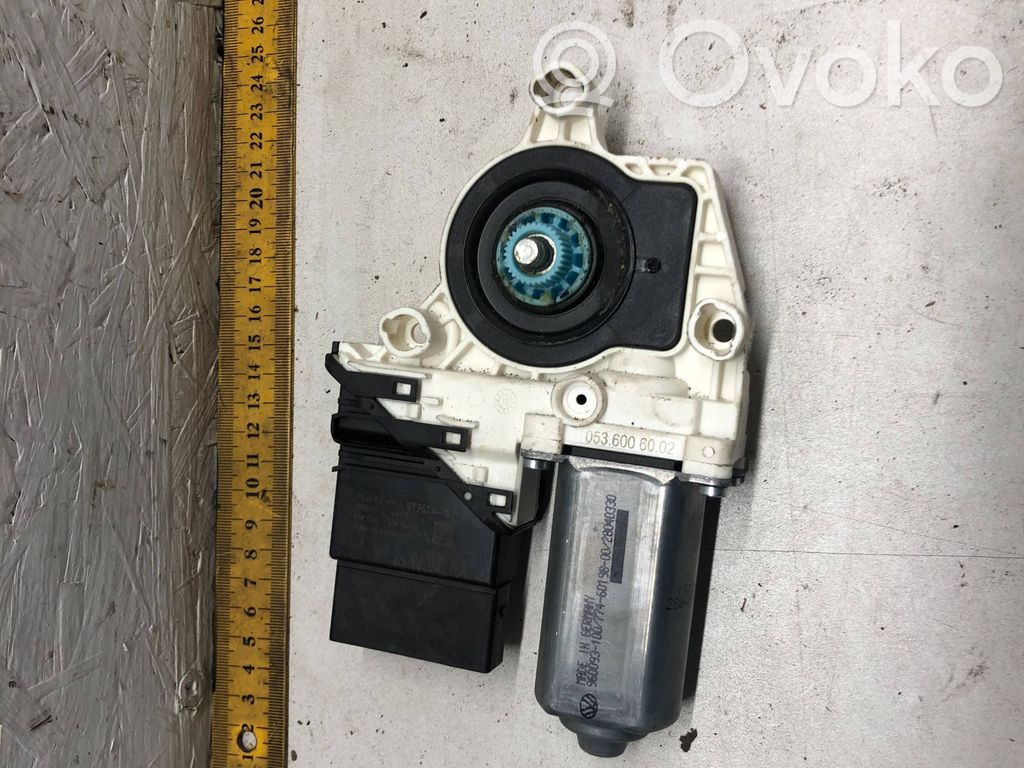 Volkswagen Jetta V Motor macara geam ușă spate 