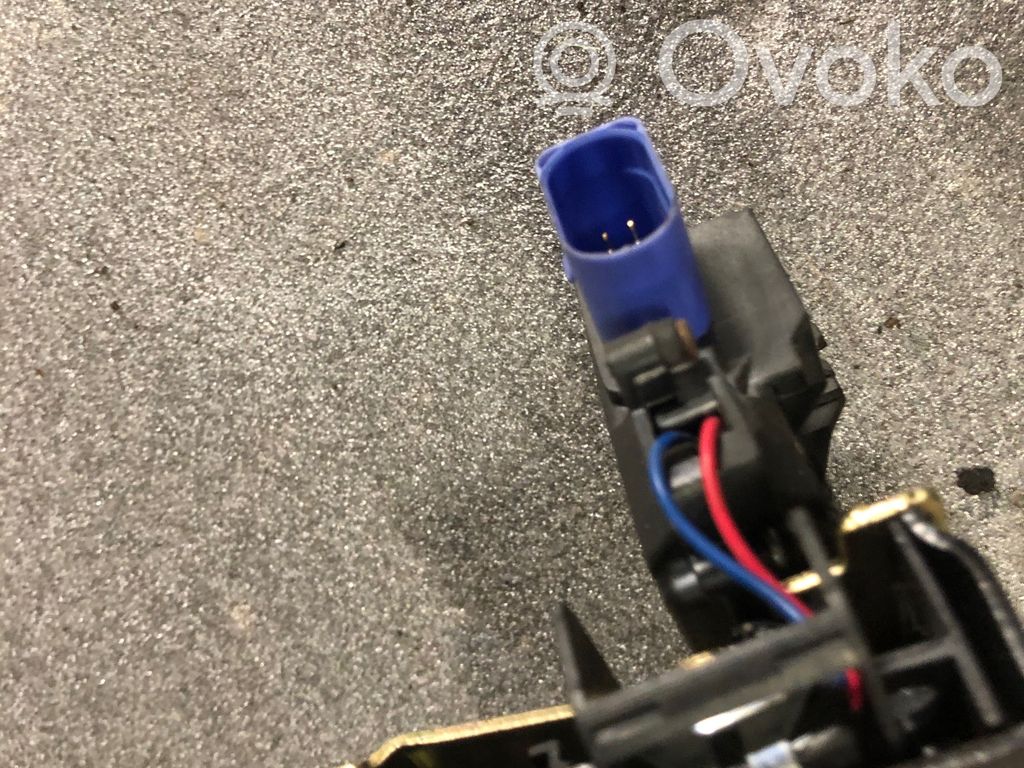 Audi A6 S6 C5 4B Rear door lock 