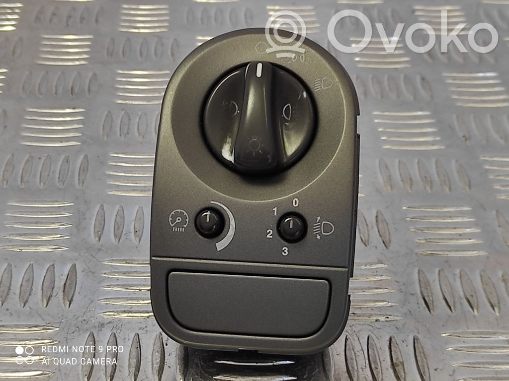 Jaguar X-Type Light switch 