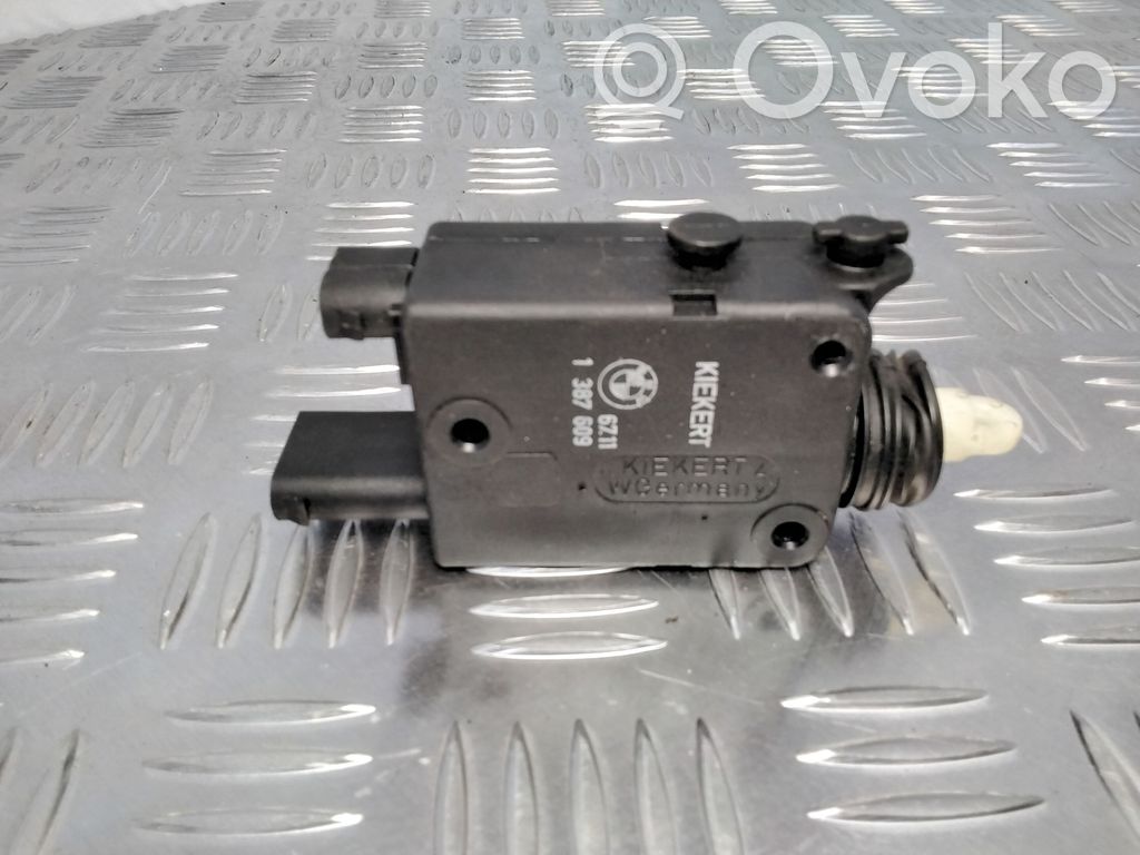 BMW 3 E36 Central locking motor 