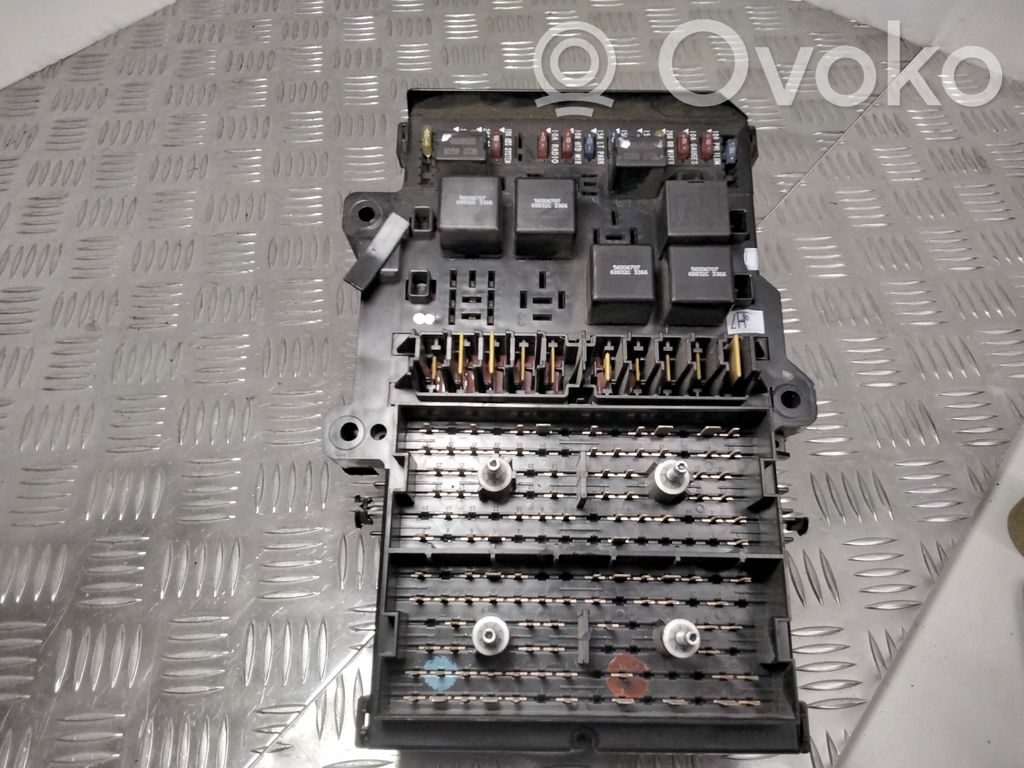 Chrysler Voyager Fuse module 