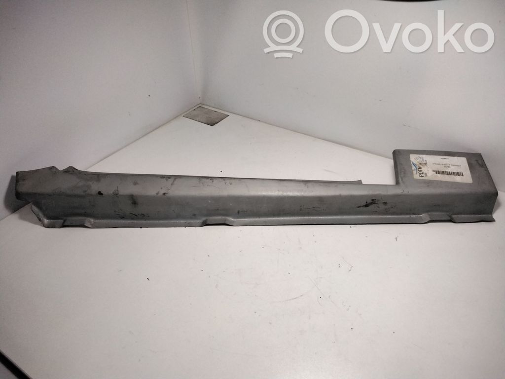 Slenkstis   P228021
