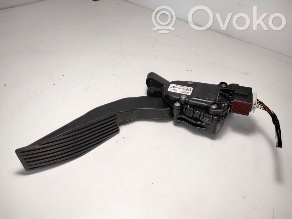 Opel Vectra C Pedał gazu / przyspieszenia 