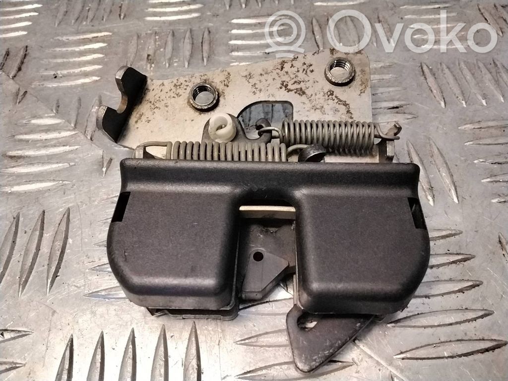 Seat back rest lock catch   7119460,7112864