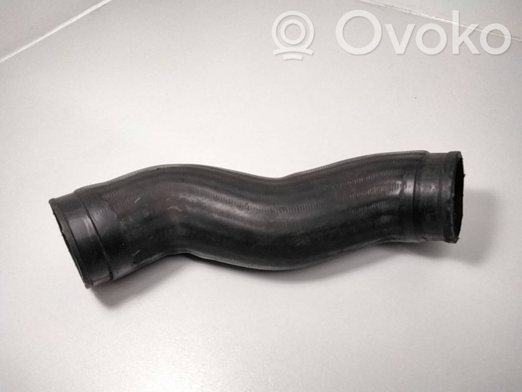 Intercooler hose/pipe   2248643