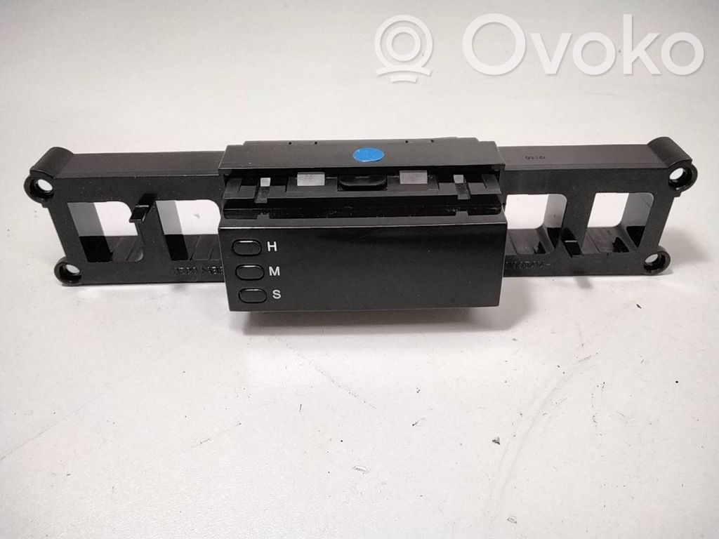 Chevrolet Captiva Clock 