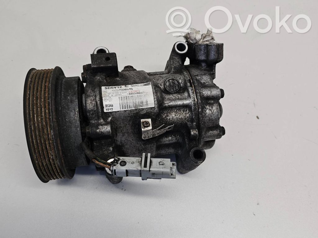 Renault Clio III Air conditioning (A/C) compressor (pump) 