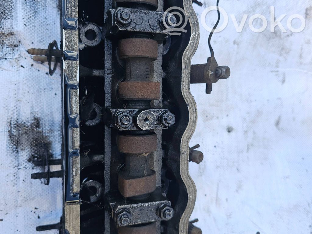 Audi 80 90 S2 B4 Engine head 