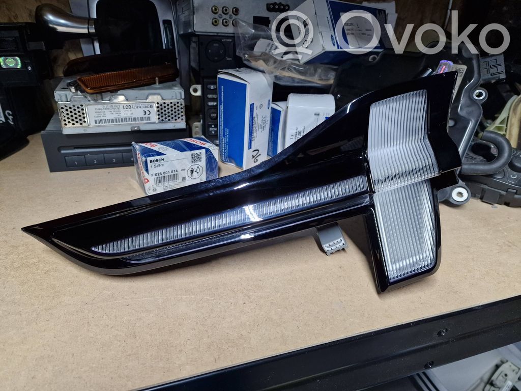 Ford Mustang Mach-E Lampa tylna 