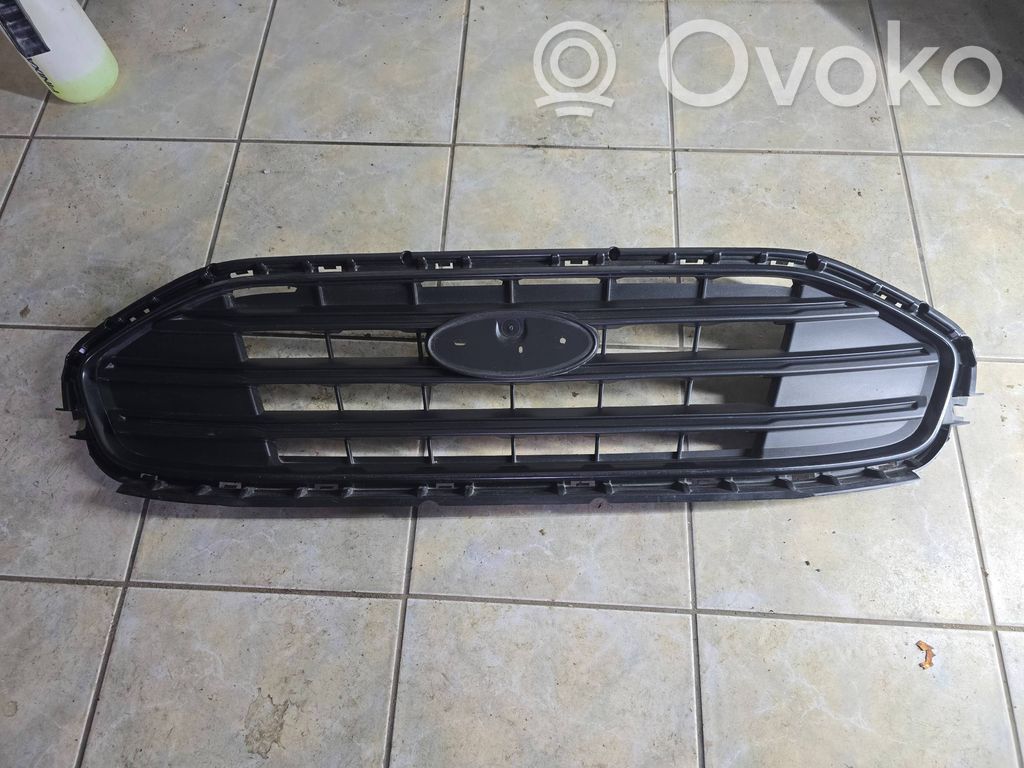 Maskownica / Grill / Atrapa górna chłodnicy   KT1B8200A,D2A3B,M01D42851