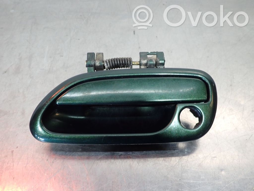 Manecilla externa puerta delantera