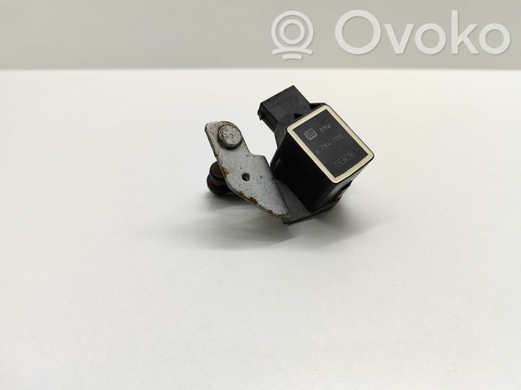 BMW 5 E60 E61 Rear air suspension level height sensor 