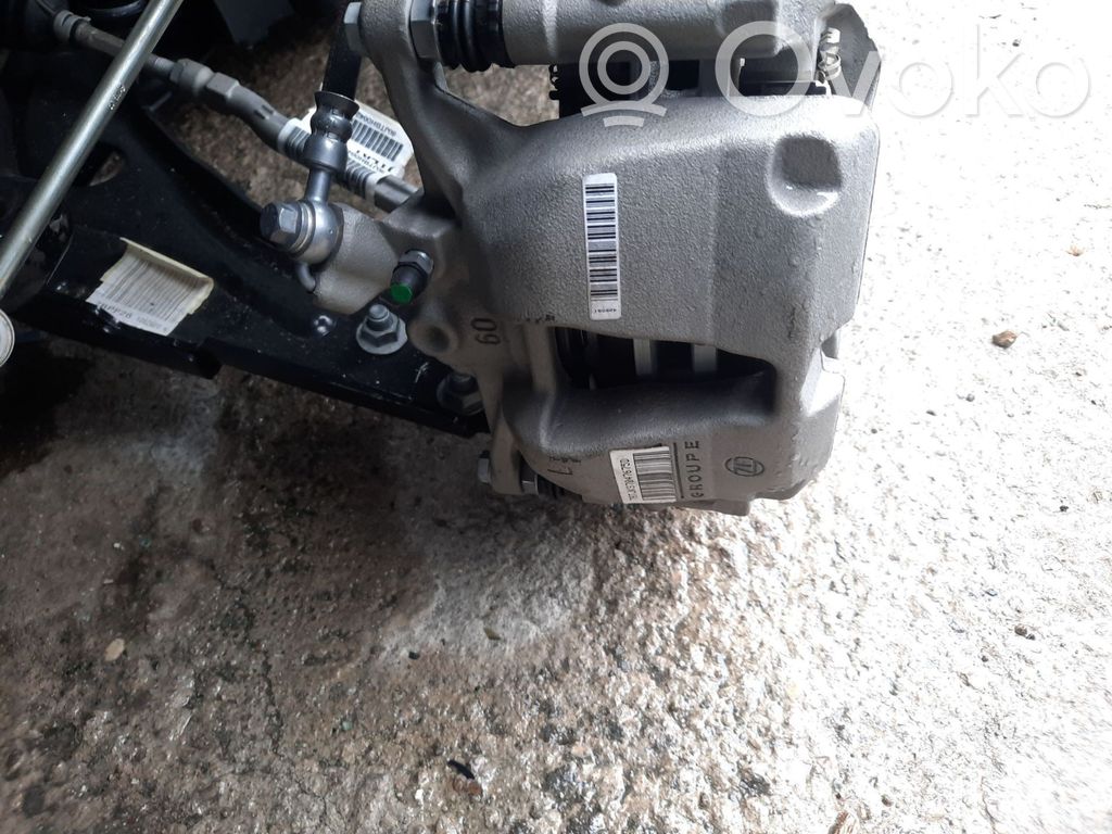 Caliper de freno delantero