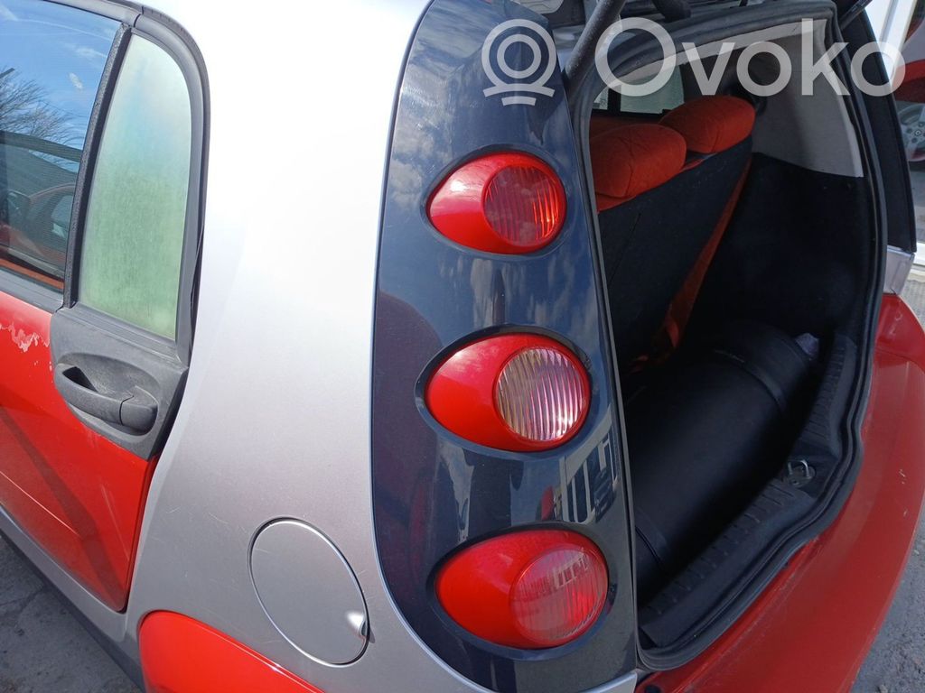 Rear/tail lights