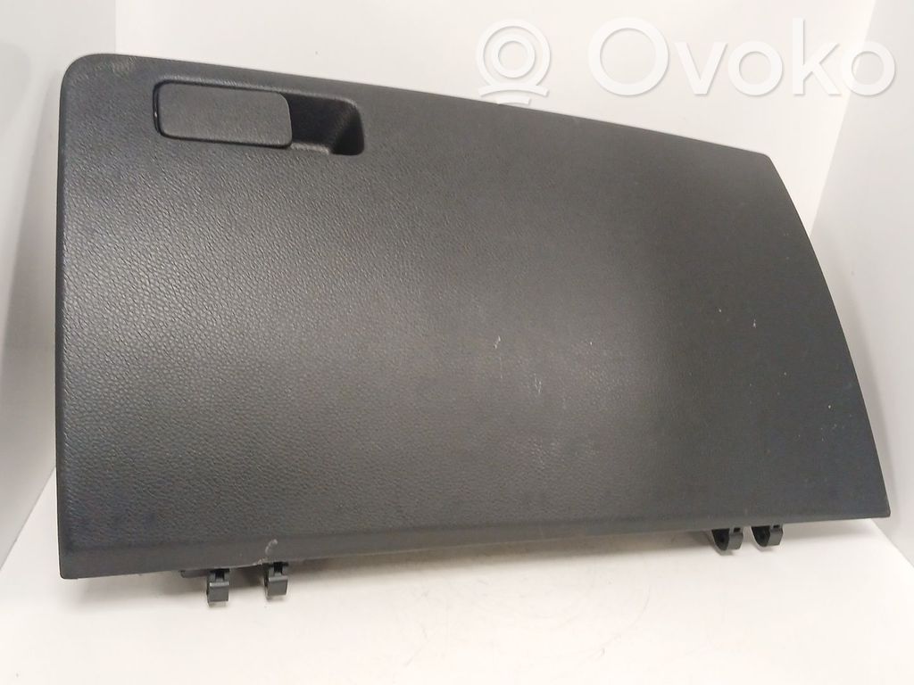Guantera   84510H800
