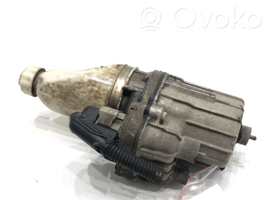 Opel Astra H Power steering pump 