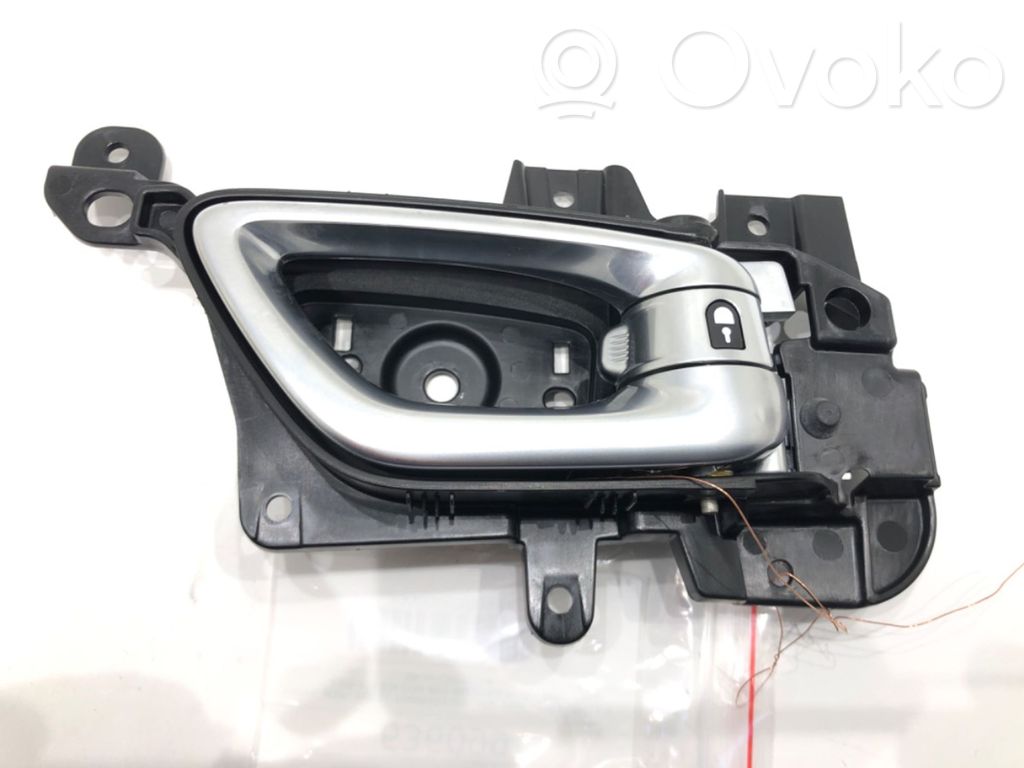 Rear door interior handle