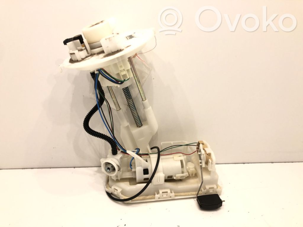 Bomba interna de combustible   77020F4010