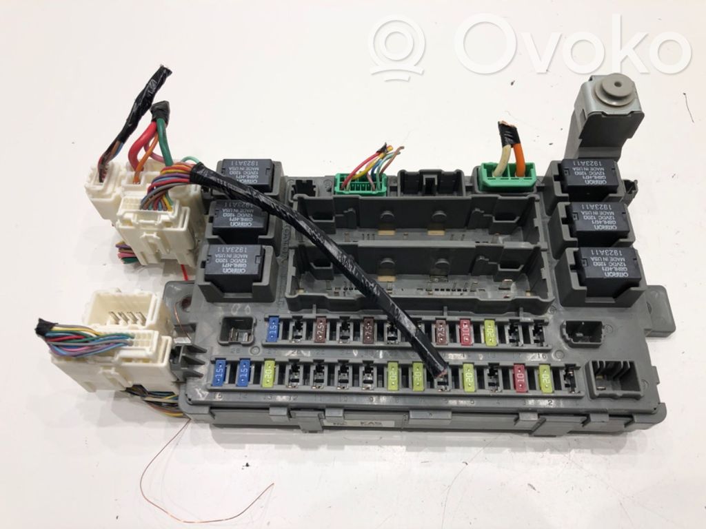 Skrzynka bezpieczników / Komplet   TK8A500