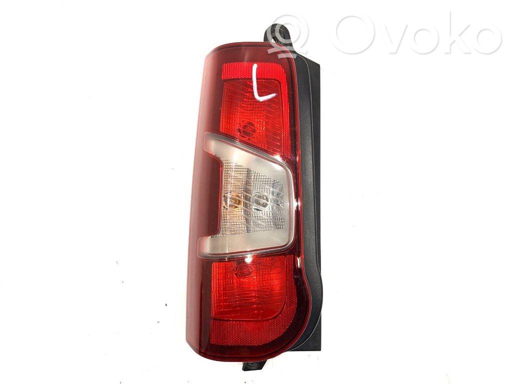 Toyota ProAce City Luz trasera/de freno 