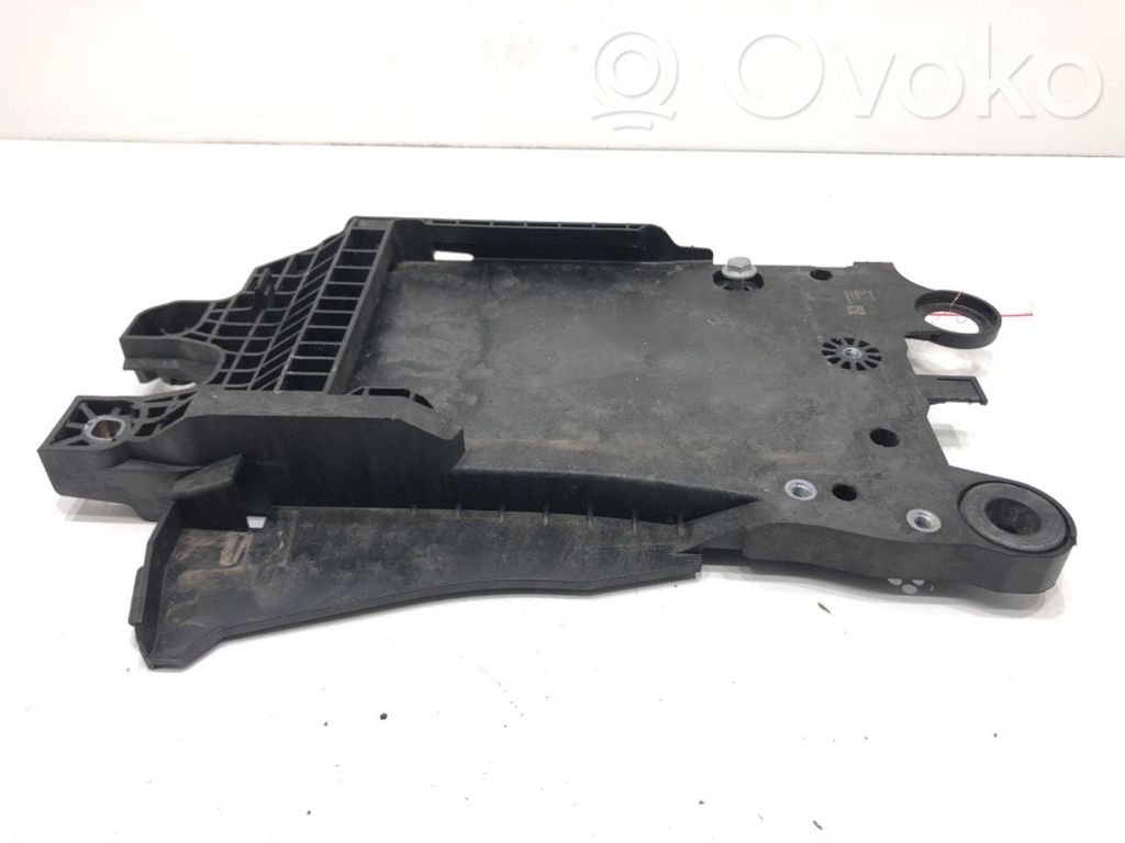 BMW X1 U11 Battery bracket 