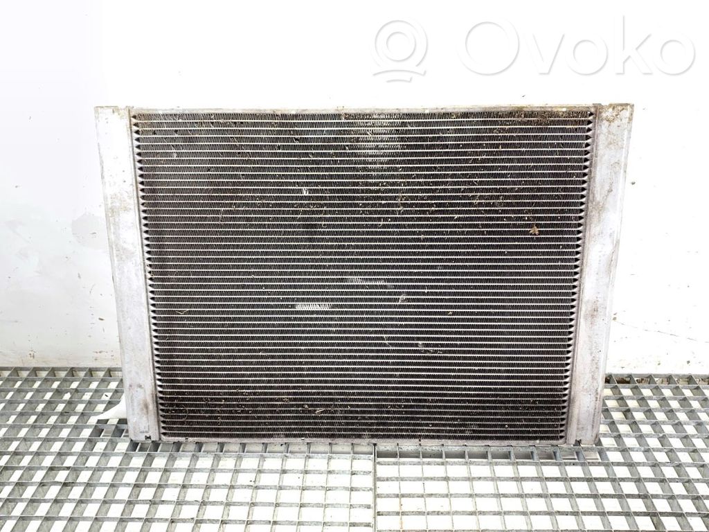 BMW 5 E60 E61 Coolant radiator 