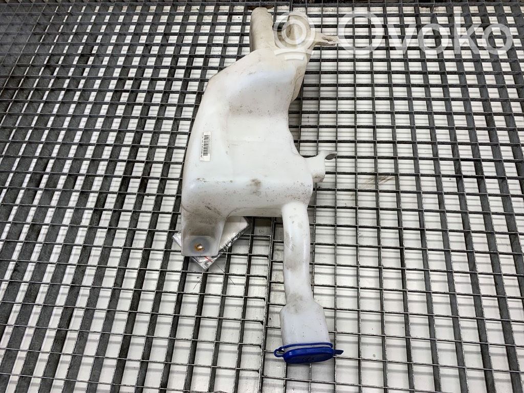Ford Transit Courier Langų skysčio bakelis 