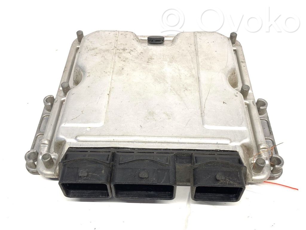 Engine control unit/module ECU   9652590380