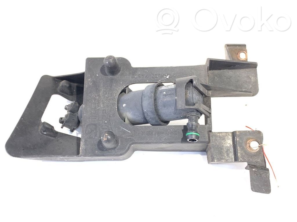 Mazda 5 Dysza spryskiwacza lampy przedniej 
