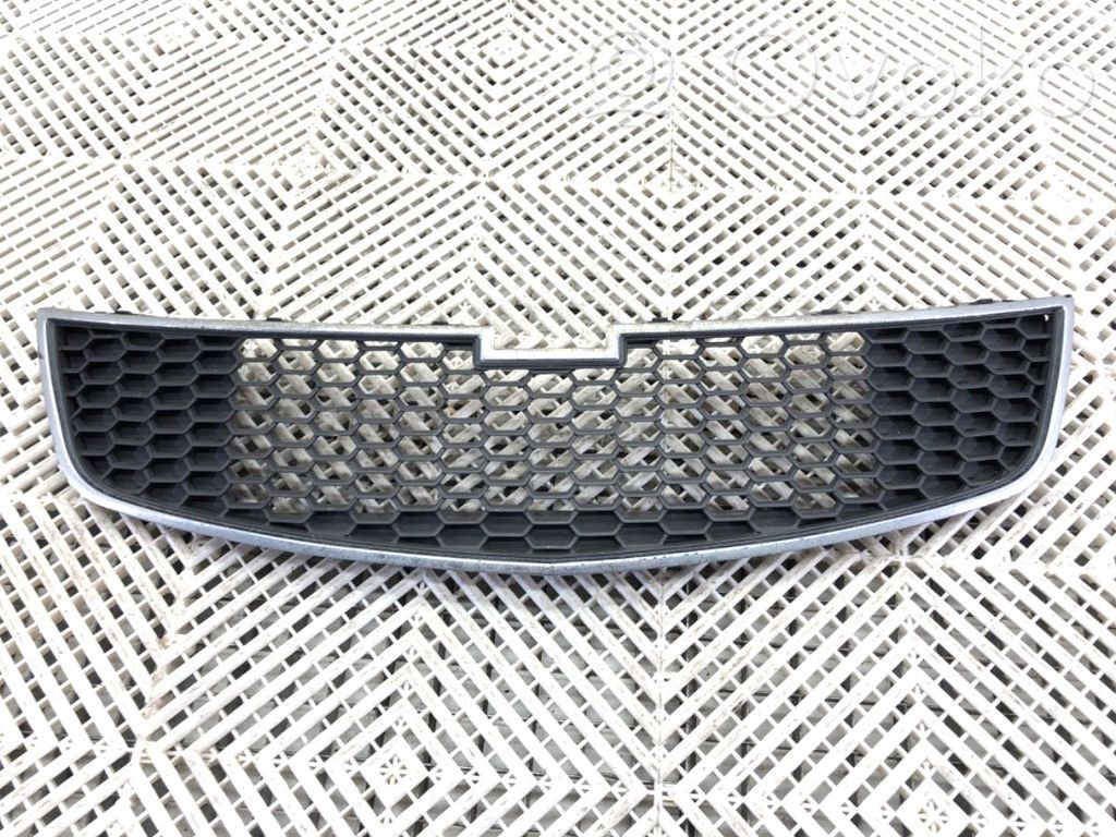 Chevrolet Cruze II Atrapa chłodnicy / Grill 