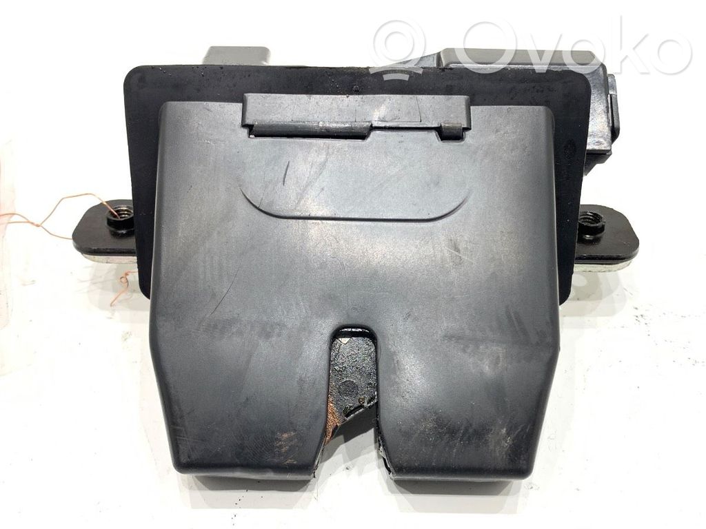 Ford Fiesta Tailgate exterior lock 