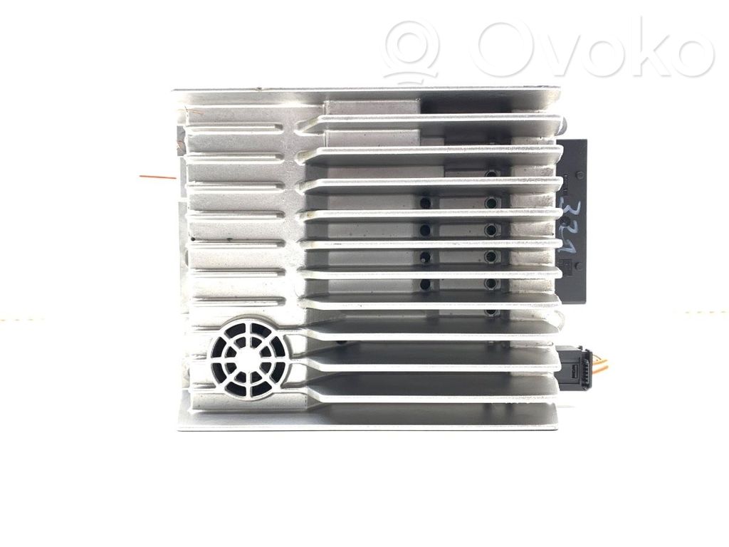 Mercedes-Benz C W204 Amplificatore
