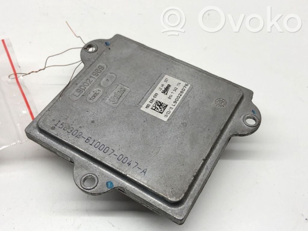 BMW X1 E84 Voltage converter/converter module 