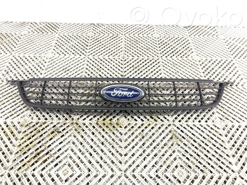 Ford Focus Etusäleikkö 