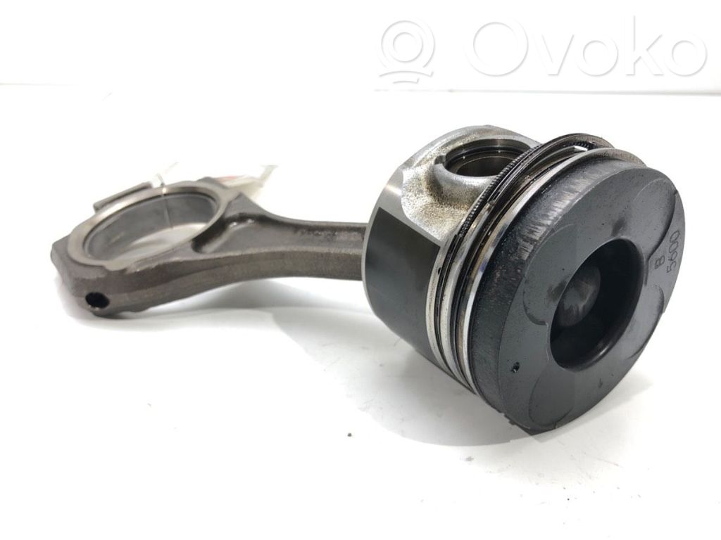 Opel Signum Поршень с шатуном 