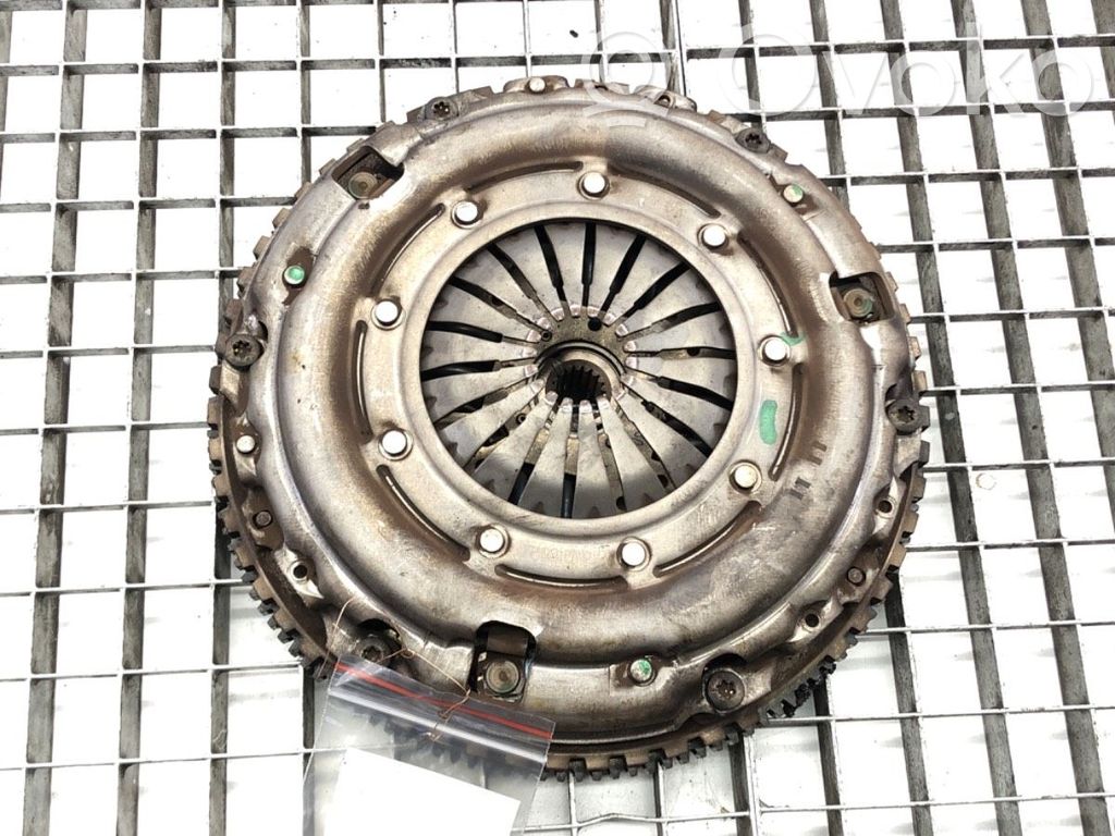 Peugeot 407 Kit d'embrayage 