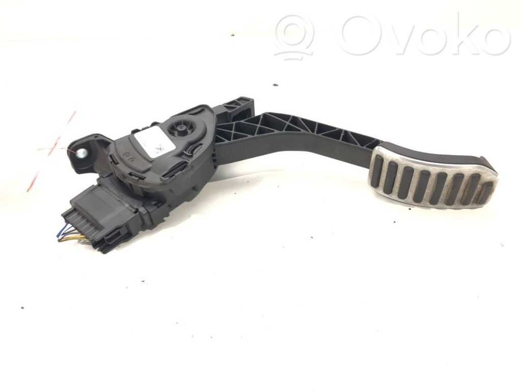 Volvo S60 Akceleratoriaus pedalas 