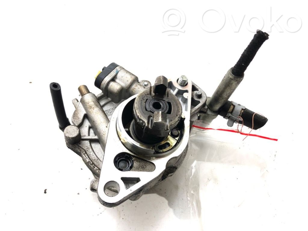 Suzuki Swift II Vacuum pump 