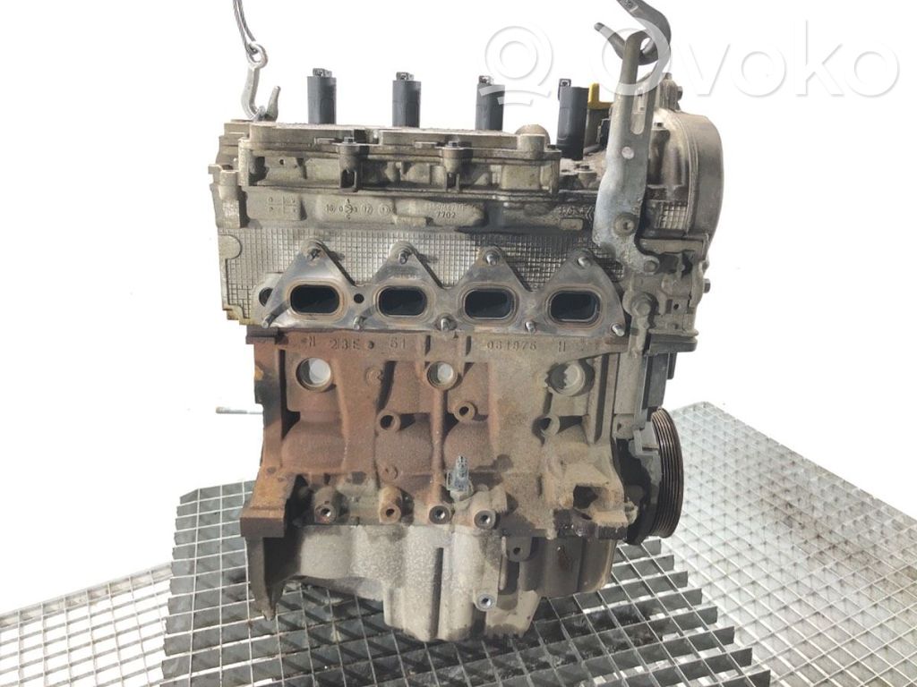 Variklis   K4M838
