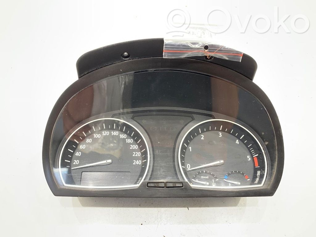 BMW X3 E83 Speedometer (instrument cluster) 