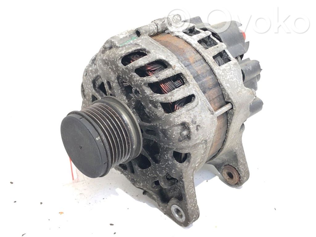 Renault Clio IV Ģenerators 