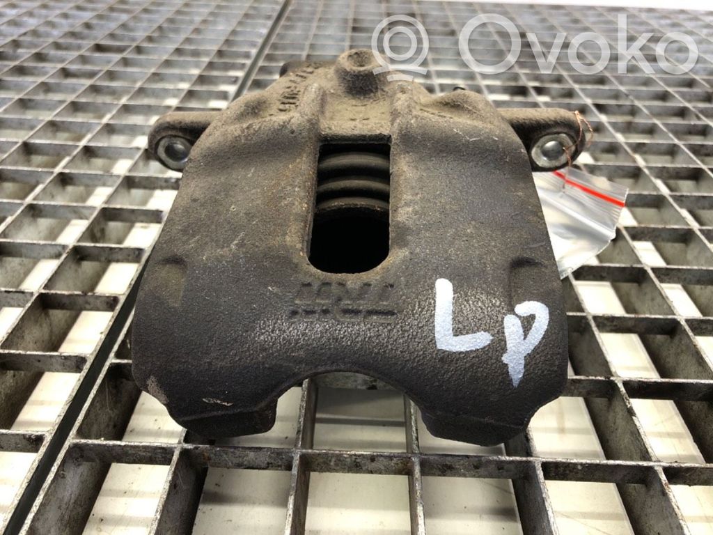 Caliper de freno delantero