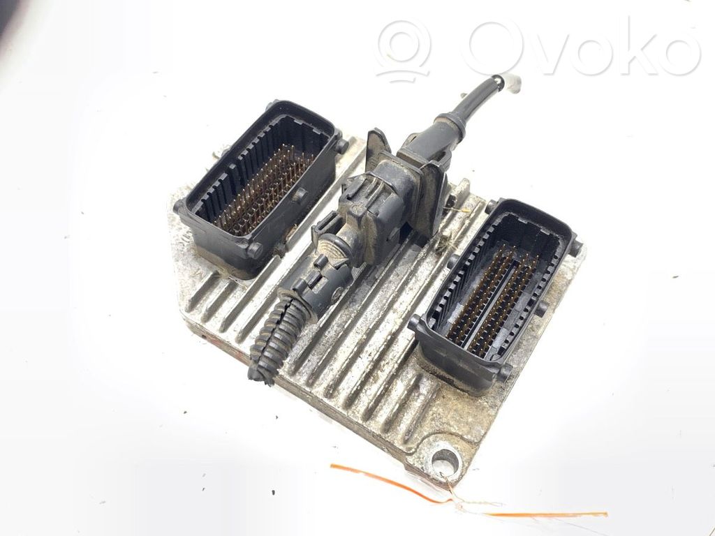 Opel Zafira A Engine control unit/module ECU 