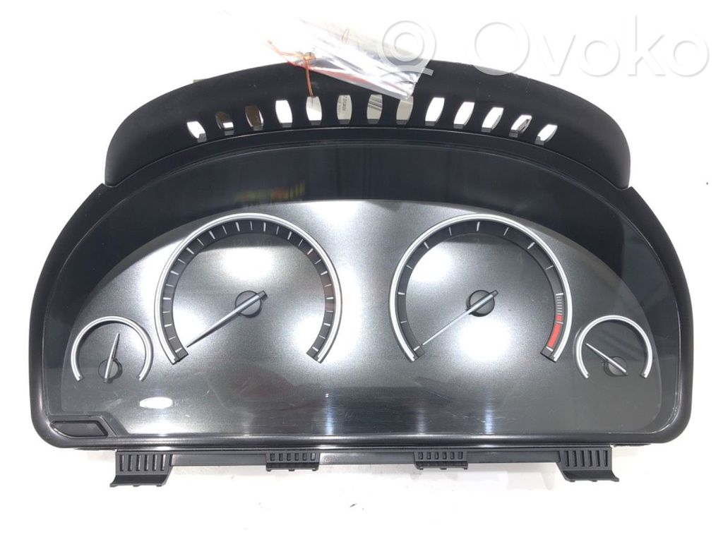 BMW 5 F10 F11 Nopeusmittari (mittaristo)